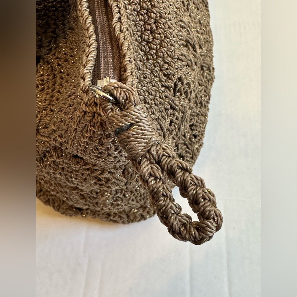 The Sak Brown/Gold Metallic Crochet Medium Boho Tote Bag Purse-Like New! - Picture 8 of 10